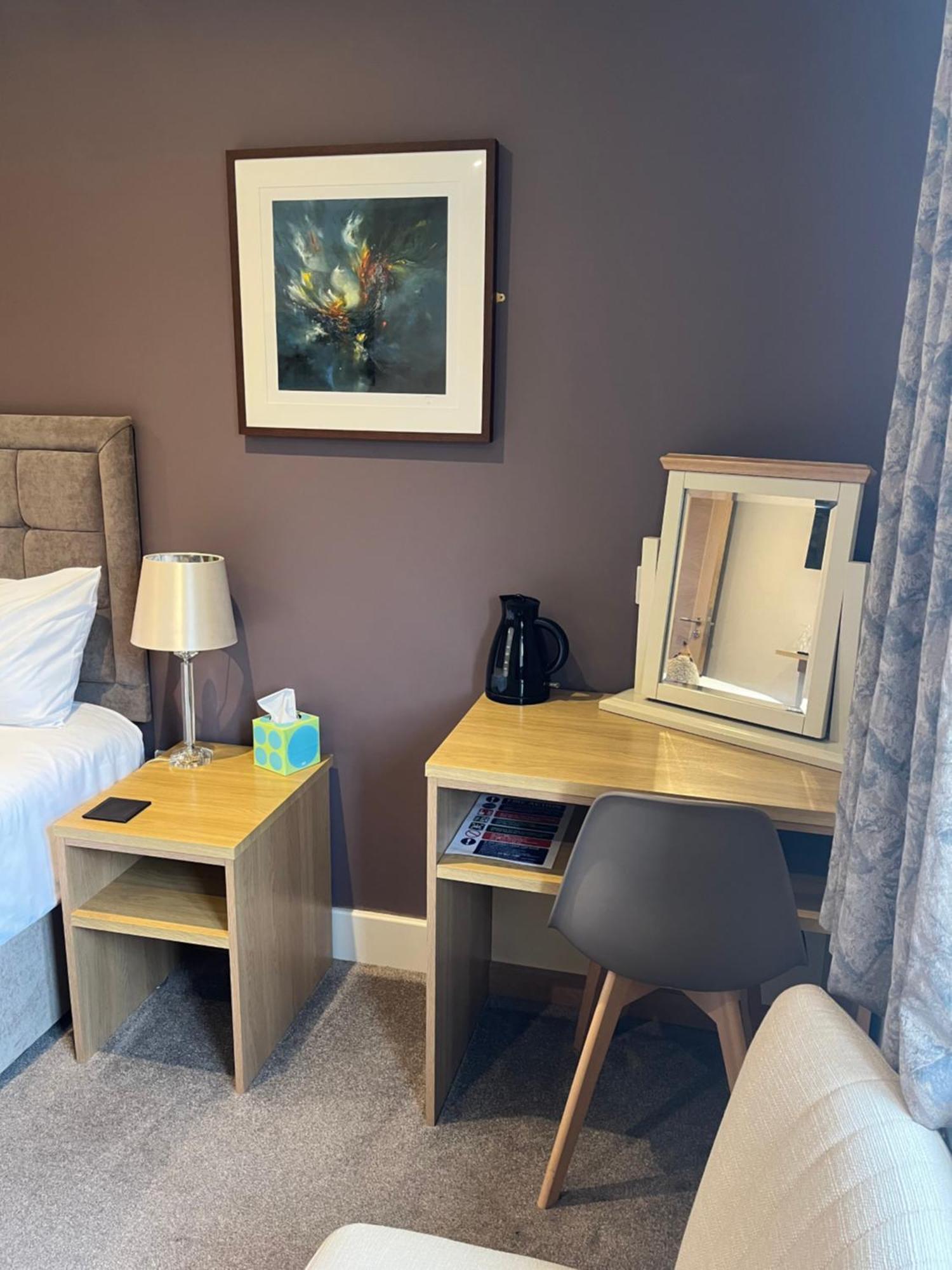 Rose And Crown Hotel Lytchett Matravers Luaran gambar
