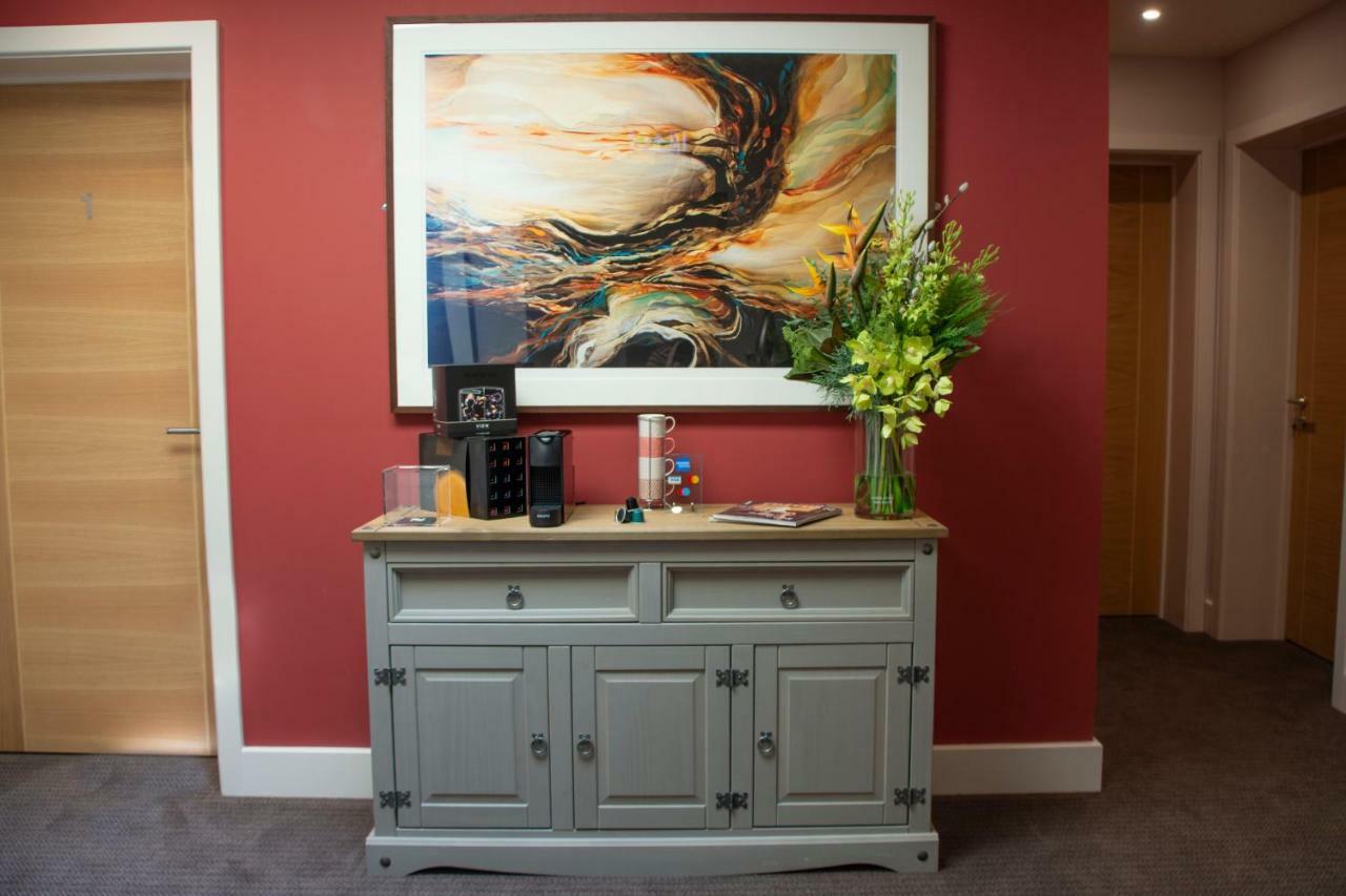 Rose And Crown Hotel Lytchett Matravers Luaran gambar